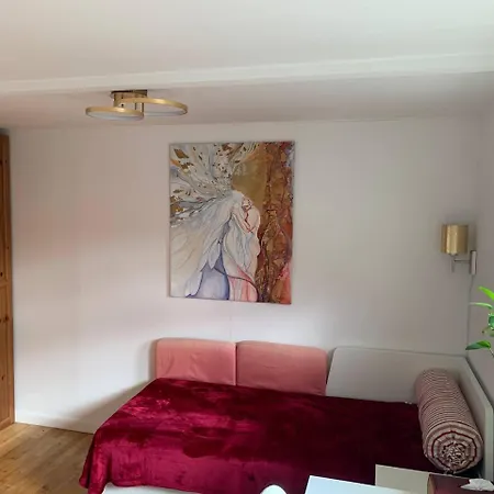 Villa Spacious Quiet Near