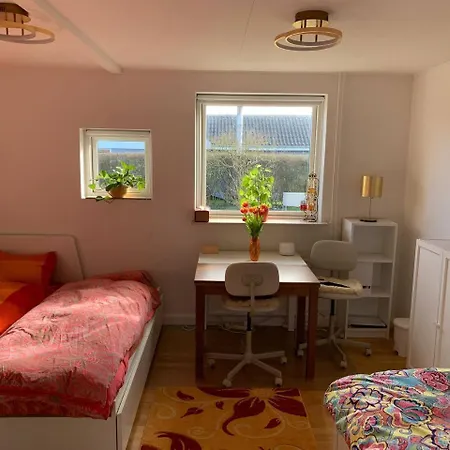 Spacious Quiet Near Villa *